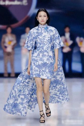 人气时装杂志排名前十(流行的时装杂志)插图10