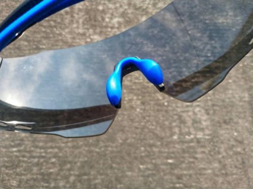 骑行变色眼镜十大排行榜(变色眼镜在车里不变色吗)插图9 骑行变色眼镜十大排行榜(变色眼镜在车里不变色吗)插图9