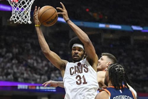 中锋全能球星排名前十(传奇球星兑换卡换哪个中锋合适)插图14