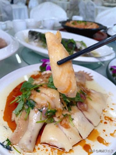 乐昌餐厅美食排名前十(韶关乐昌美食排行榜)插图6 乐昌餐厅美食排名前十(韶关乐昌美食排行榜)插图6