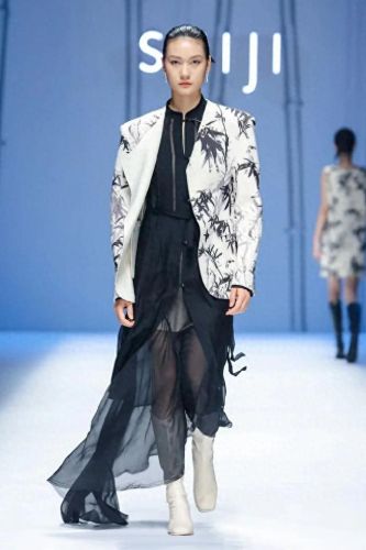 人气时装杂志排名前十(流行的时装杂志)插图34