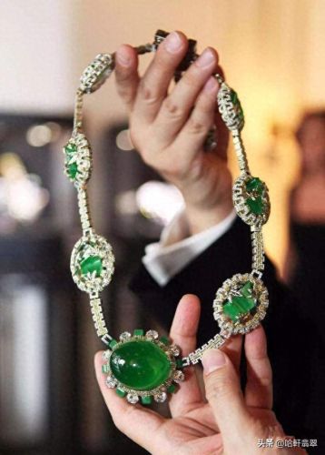 世界翡翠十大排行榜最新(世界十大顶级翡翠图片欣赏)插图