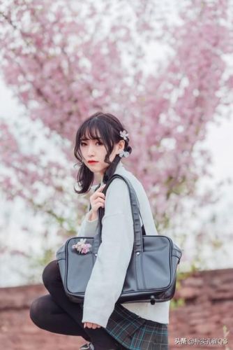 直播间最贵十大礼物排行榜(直播1314礼物多少钱)插图6 直播间最贵十大礼物排行榜(直播1314礼物多少钱)插图6