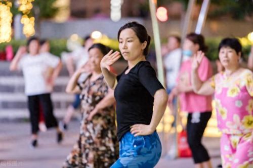 现在老歌曲十大排行榜(十大经典老歌曲排名)插图2 现在老歌曲十大排行榜(十大经典老歌曲排名)插图2