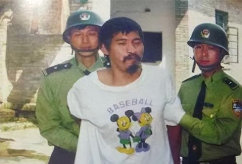 中国十大重大案件排行榜(中国十大悍匪纪实全集)插图1