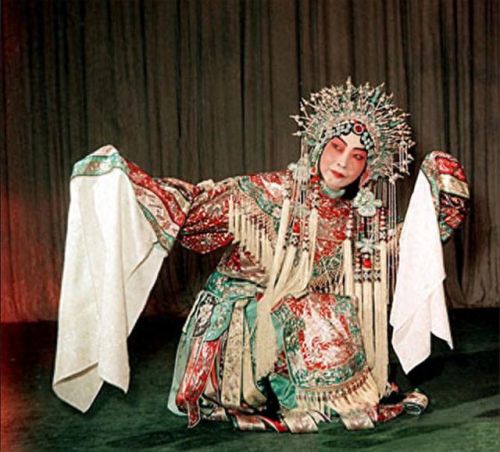 最好听老旦十大唱段排行榜(最好听又好学的老旦唱腔是哪一段)插图1