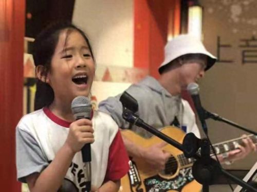 十大难听钢琴曲排行榜(欧洲十大古典钢琴曲)插图12