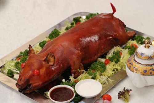 昆明餐饮排名前十饭店(昆明十大中餐厅排名)