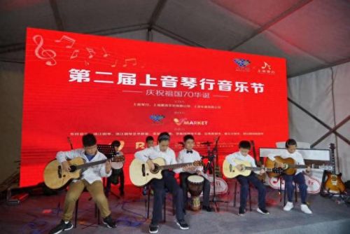 十大难听钢琴曲排行榜(欧洲十大古典钢琴曲)插图11