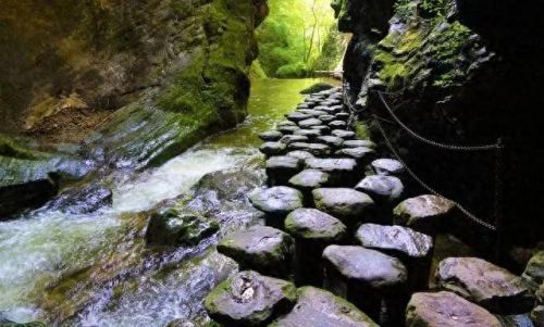 秦岭十大旅游城市排行榜(秦岭的城市分布图)插图4