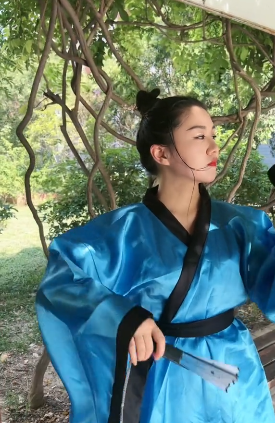 十大网红歌曲翻唱排行榜(翻唱林子祥歌的网红)插图4