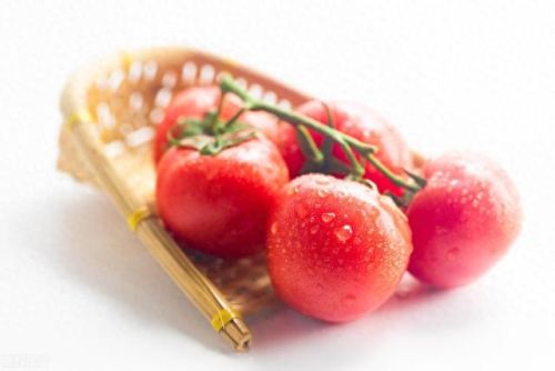 十大祛痘食物排行榜10强(有效祛痘的12种食疗)插图1 十大祛痘食物排行榜10强(有效祛痘的12种食疗)插图1