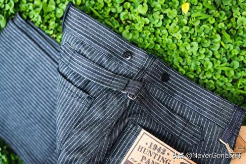 世界十大品牌工装裤排行榜(工装裤品牌排行榜前十名)插图17 世界十大品牌工装裤排行榜(工装裤品牌排行榜前十名)插图17