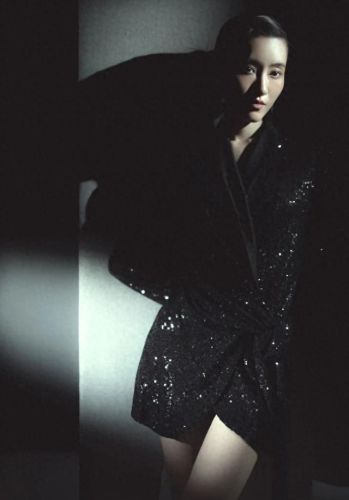 人气时装杂志排名前十(流行的时装杂志)插图70