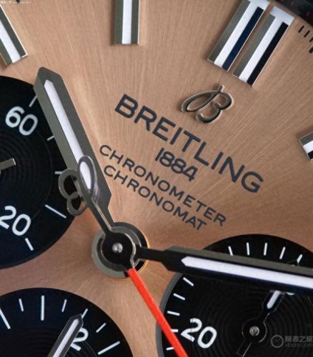 十大百年灵表排行榜(百年灵最好看的表)插图13 十大百年灵表排行榜(百年灵最好看的表)插图13