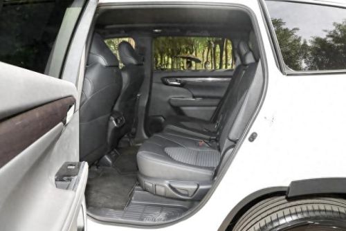 实测十大最安静的suv排行榜(自驾游十大suv最佳车型)插图7 实测十大最安静的suv排行榜(自驾游十大suv最佳车型)插图7