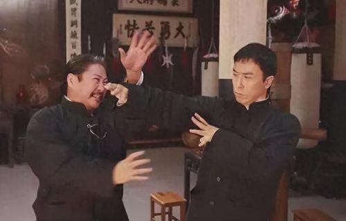 十大经典动作片排行榜(夫妻二人看的电影)插图4 十大经典动作片排行榜(夫妻二人看的电影)插图4