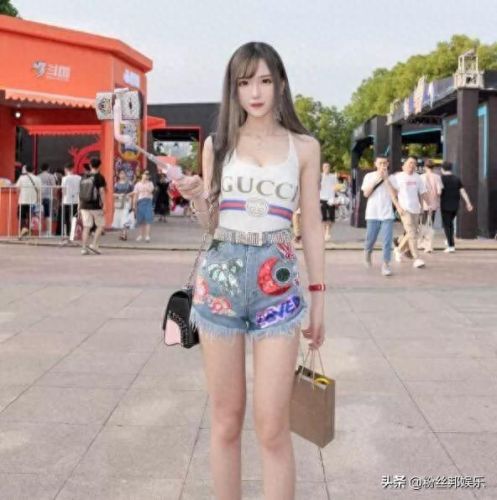 爱奇艺十大主播排行榜(十大哄睡主播排行)插图6 爱奇艺十大主播排行榜(十大哄睡主播排行)插图6