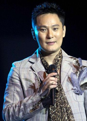 张信哲十大歌曲排行榜(张信哲歌曲可爱的小孩)插图1