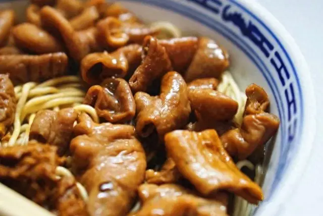 上海十大面馆排行榜揭晓(上海老字号十大品牌)插图3