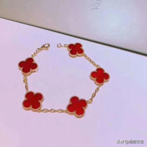 中国陶瓷手链十大名牌排行榜(陶瓷手链是什么品牌的)插图25