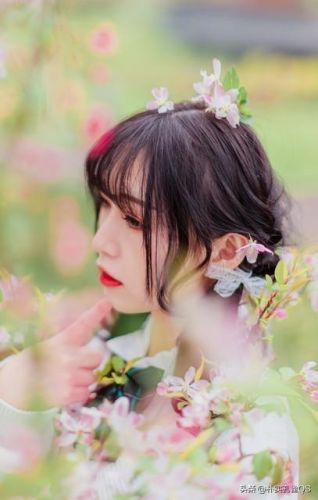 直播间最贵十大礼物排行榜(直播1314礼物多少钱)插图12 直播间最贵十大礼物排行榜(直播1314礼物多少钱)插图12