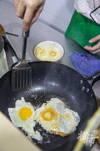 杭州套餐饭店排名前十(杭州有名饭店排行榜)插图13 杭州套餐饭店排名前十(杭州有名饭店排行榜)插图13