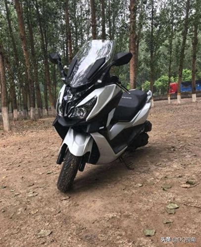 十大踏板摩托车排行榜价格(踏板摩托车排名前十名)插图2 十大踏板摩托车排行榜价格(踏板摩托车排名前十名)插图2