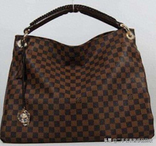 高档定制皮具排名前十(定制家具十大排名)插图2 高档定制皮具排名前十(定制家具十大排名)插图2