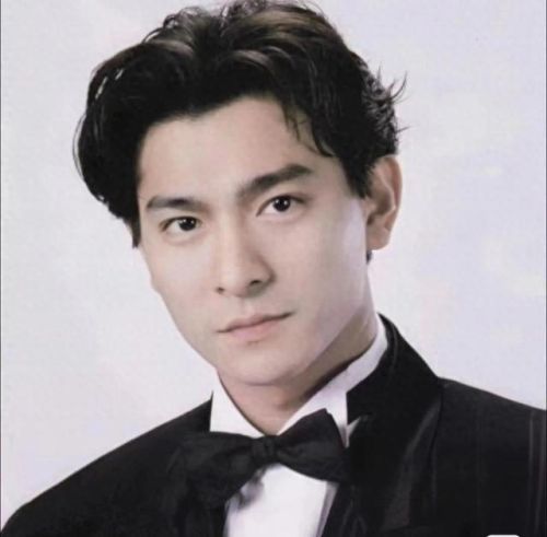 十大天秤男明星排行榜第一(月亮天秤明星)插图 十大天秤男明星排行榜第一(月亮天秤明星)插图