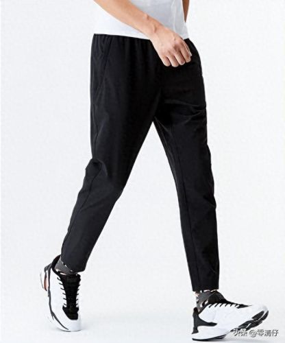 十大运动裤品牌的排行榜(运动裤品牌十大排名)插图3 十大运动裤品牌的排行榜(运动裤品牌十大排名)插图3