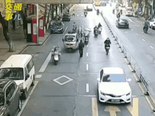 中国十大搞笑碰瓷排行榜(盘点碰瓷十大爆笑集锦)插图3