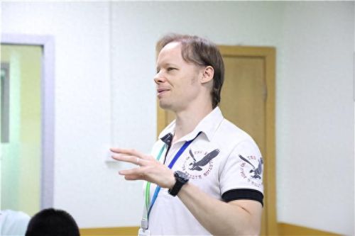 少年英语机构排名前十(威廉英语机构怎么样)