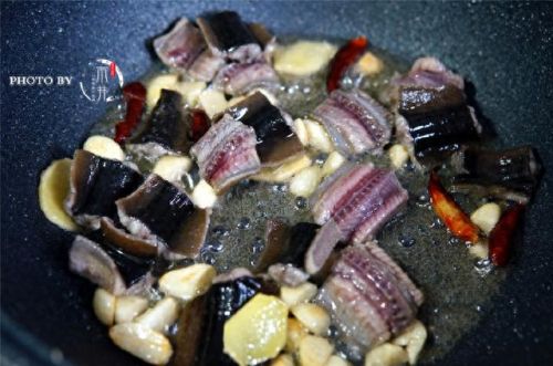 十大嘌呤高的肉排行榜图片(嘌呤最高的肉十大排名)插图9 十大嘌呤高的肉排行榜图片(嘌呤最高的肉十大排名)插图9