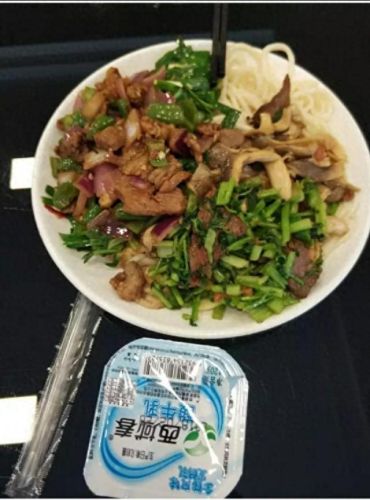 十大凉拌面品牌排行榜名字(吃凉拌面用什么调料)插图5