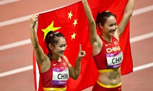 体育舞蹈女生排名前十(全网最火的科目舞蹈女)插图10 体育舞蹈女生排名前十(全网最火的科目舞蹈女)插图10