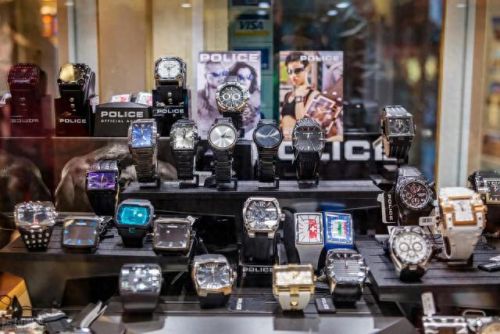 世界十大名表及价格排行榜(帝舵表属于世界名表吗)