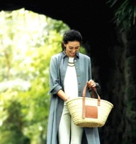 日本十大穿搭博主排行榜(日本女生蕾丝超短裙子穿搭)插图6