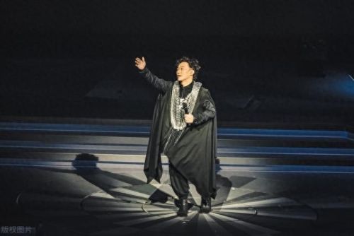 现在老歌曲十大排行榜(十大经典老歌曲排名)插图7 现在老歌曲十大排行榜(十大经典老歌曲排名)插图7