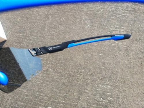 骑行变色眼镜十大排行榜(变色眼镜在车里不变色吗)插图11 骑行变色眼镜十大排行榜(变色眼镜在车里不变色吗)插图11