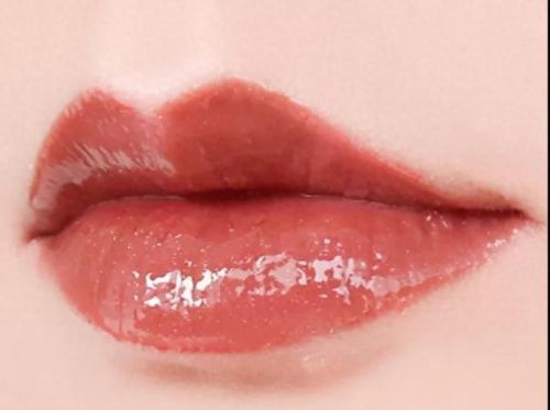 十大最仙气唇釉排行榜(口红唇釉排行榜前十名)插图15 十大最仙气唇釉排行榜(口红唇釉排行榜前十名)插图15