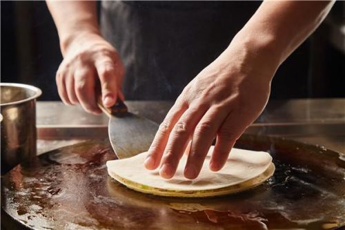 羊肉泡馍加盟店排行榜(酸辣粉加盟店10大品牌排行榜)插图1