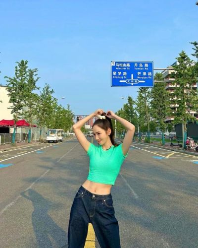 郑秀妍韩国人气排行榜(郑秀妍在韩国算一线吗)插图2