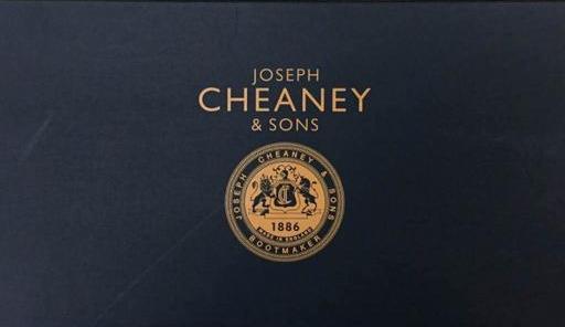 奢侈品牌男鞋排行榜(十大名牌鞋子排名榜)插图12 奢侈品牌男鞋排行榜(十大名牌鞋子排名榜)插图12