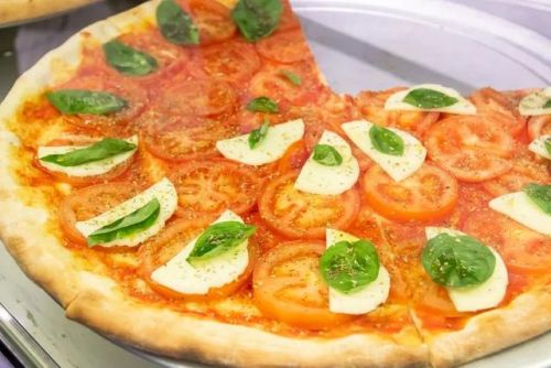 上海披萨加盟店排行榜(披萨加盟店10大品牌多少钱加盟费)插图38