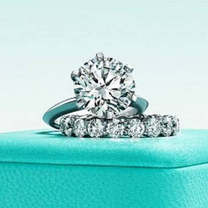 钻戒十大排行榜图片(钻戒十大经典款)插图4 钻戒十大排行榜图片(钻戒十大经典款)插图4