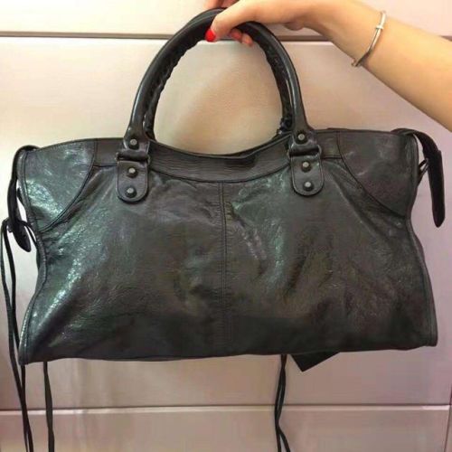 高端包包排行榜前十名(世界十大女包品牌排行榜)插图7