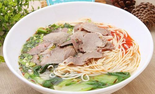 羊肉泡馍加盟店排行榜(酸辣粉加盟店10大品牌排行榜)插图