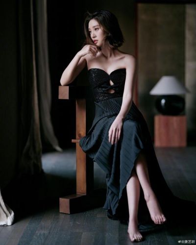 明星排行榜2017前十名女(明星人气排行榜第一名)插图20 明星排行榜2017前十名女(明星人气排行榜第一名)插图20