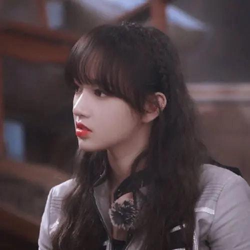 95后女星人气排行榜(95后女明星大全 名单)插图16 95后女星人气排行榜(95后女明星大全 名单)插图16